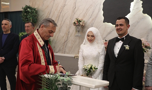 Başkan Yusuf Alemdar’dan Genç Çifte Mutluluk İmzası! 