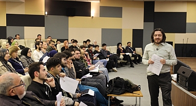 Sakarya’da Manevi Ziyafet: Büyükşehir Akademi’de Tefsir Rüzgarı! 