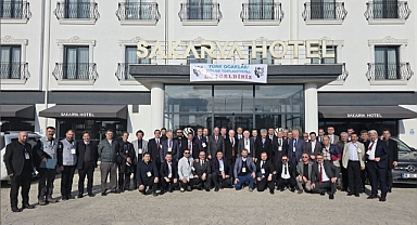 Sakarya'da Millî Birlik Zirvesi: Türk Ocakları'ndan Kararlı Mesajlar!