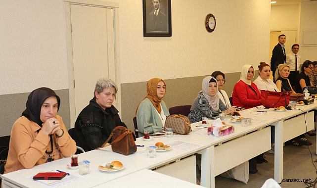 Kırsal Üreticiler Yarının Köyleri Projesi ile Dijitalleşiyor
