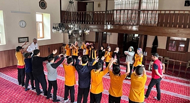 Taraklı’da Gençlerin Kalbine Dokunan Yıl Sonu Buluşması 
