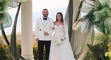 Altığ ve Bıyıklı ailesinin mutlu günü