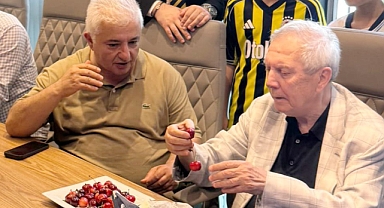Yüksel Avşar, Aziz Yıldırım ile sıcak bir sohbet gerçekleştirdi